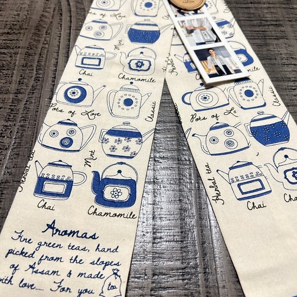 New Demdaco Cream and Blue Kitchen Boa - Picture 2 of 9